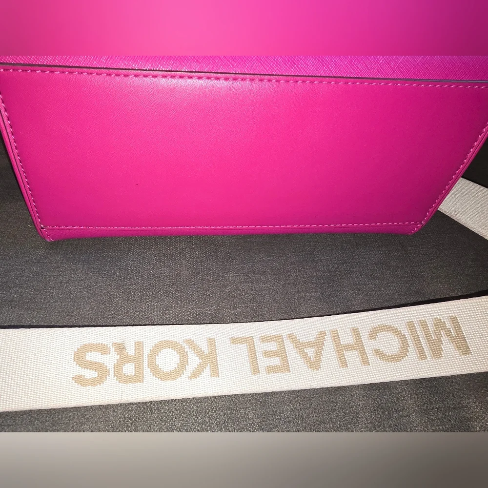 Michael Kors Maple Small Satchel In Dragonfruit Pink